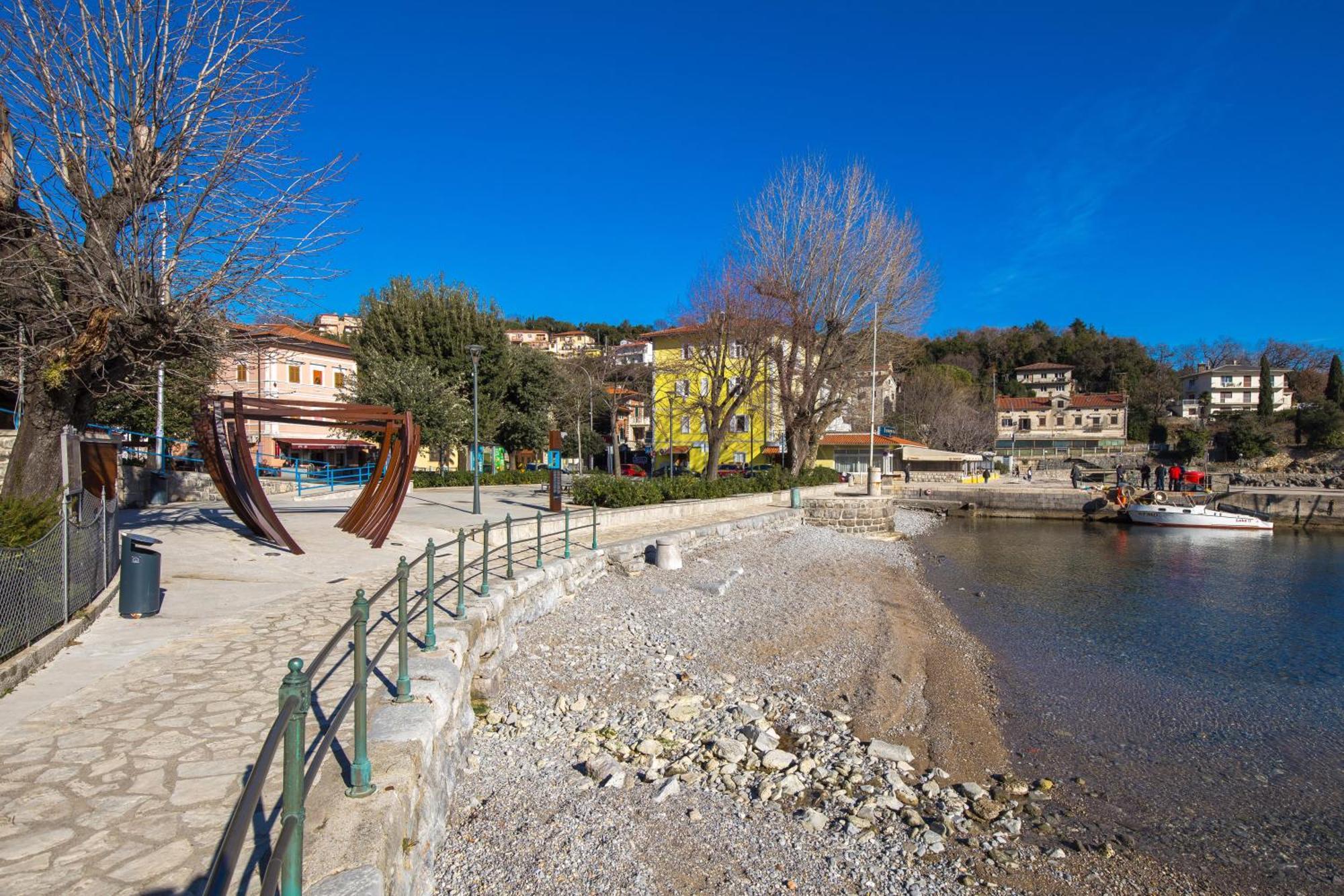 Apartments Anaika At The Beach, Opatija Exterior foto